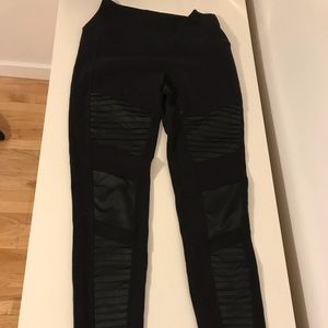 Alo Moto high waist legging